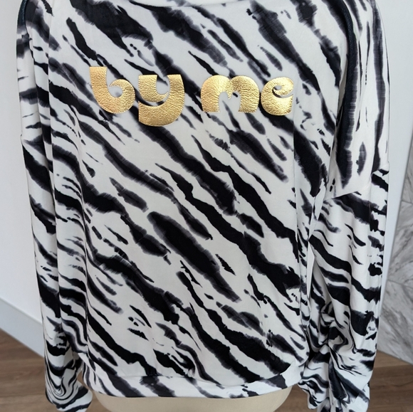 Women's top - Picture 7 of 11